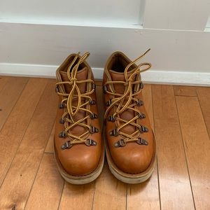 Danner Tramlines hiking boots